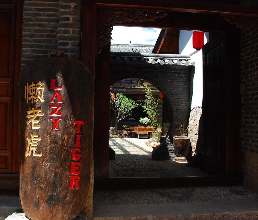 Lazy Tiger Inn Lijiang  Exteriör bild