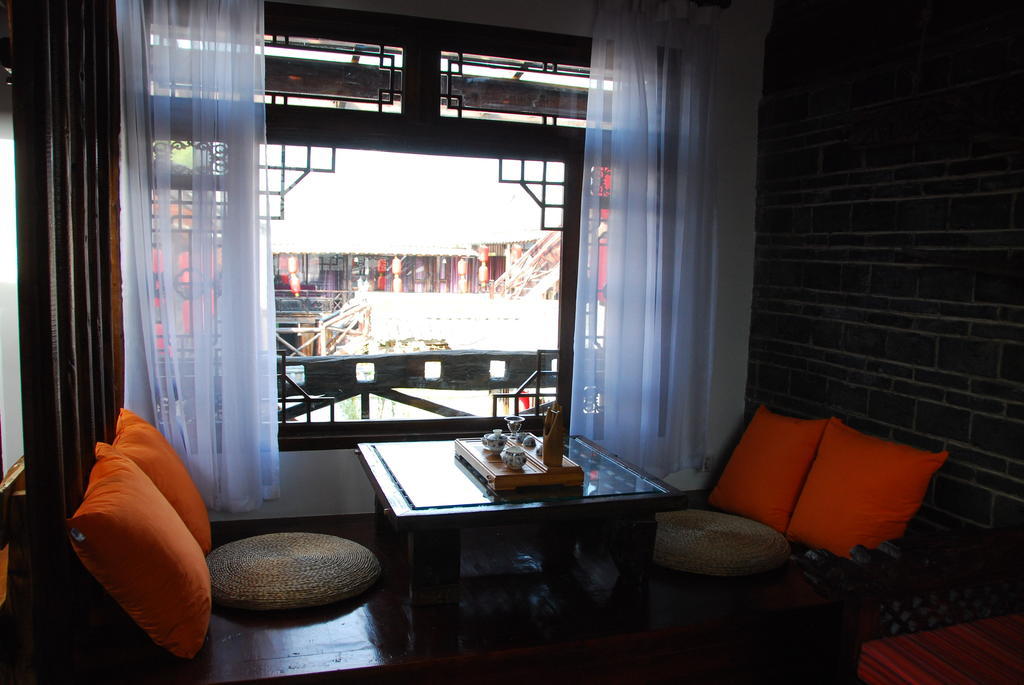 Lazy Tiger Inn Lijiang  Rum bild